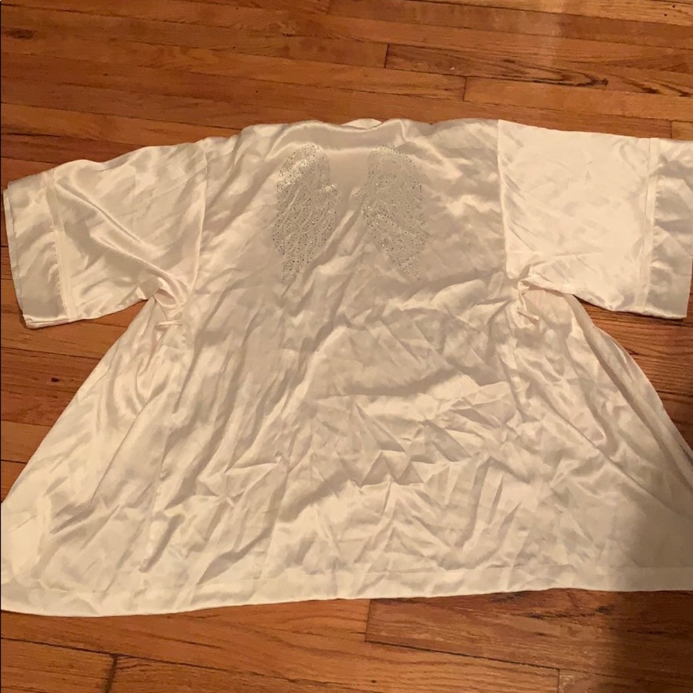 🎀SILK VICTORIAS SECRET ROBE🛍